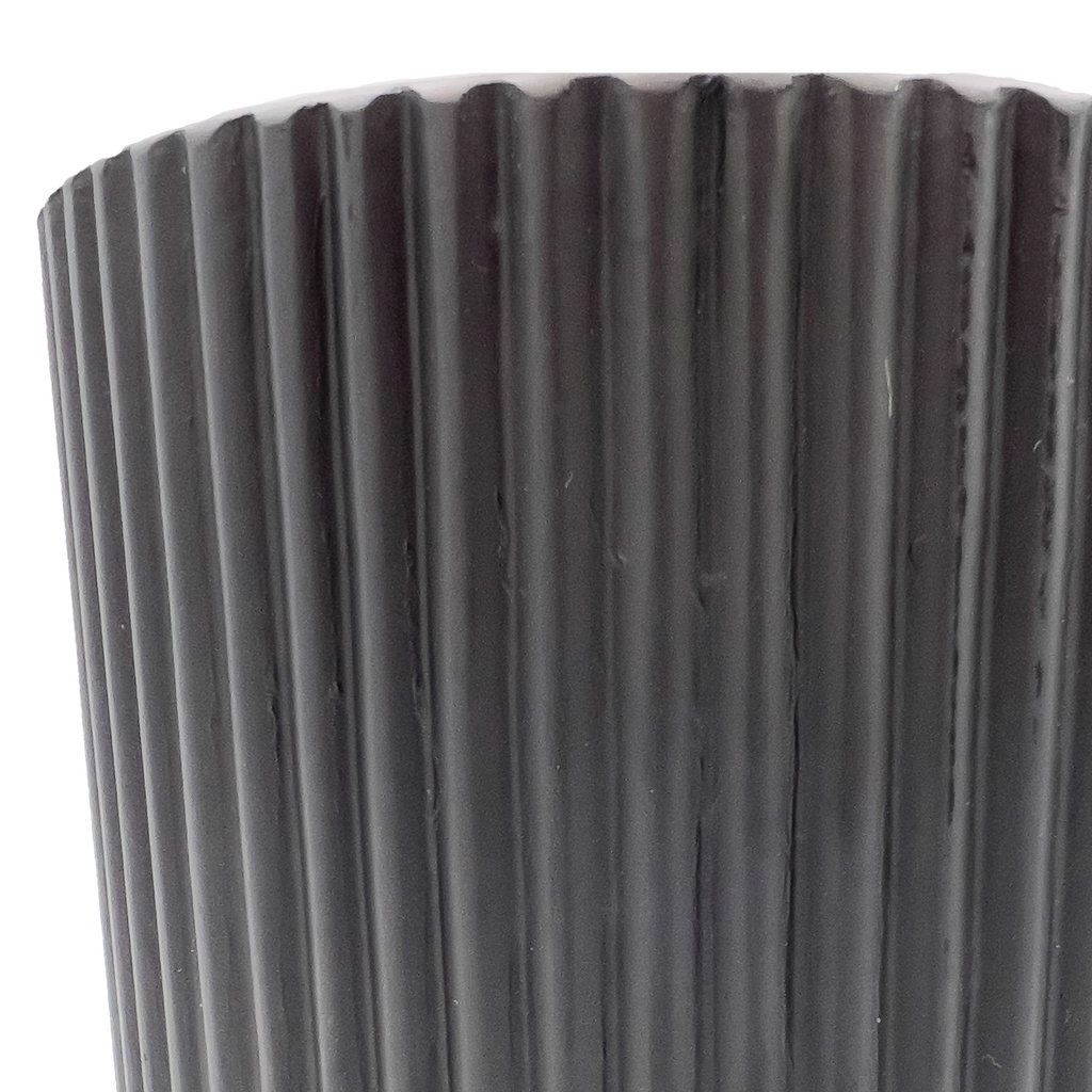 Macetero ranurado negro 14cm